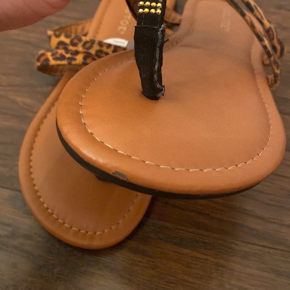 Ladies Goldtoe Leopard Print Sandals Size 9 NWT - Picture 4 of 5